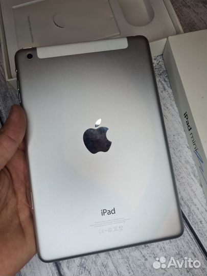 iPad mini Wi-Fi Cellular 16GB silver