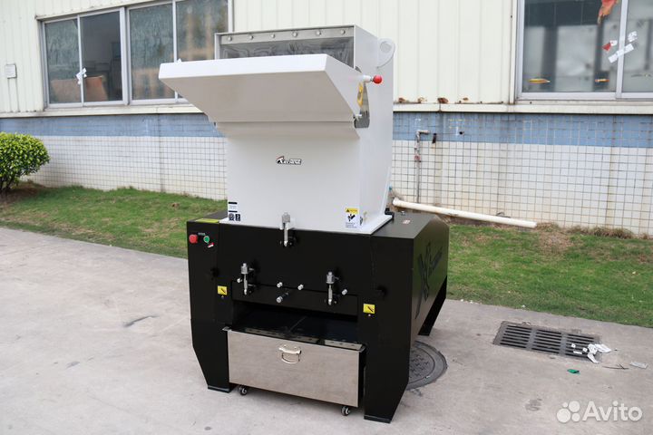 Дробилка для пластика (пластмасс) 11 кВт