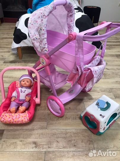 Коляска, игрушки, домик, переноска для кошек