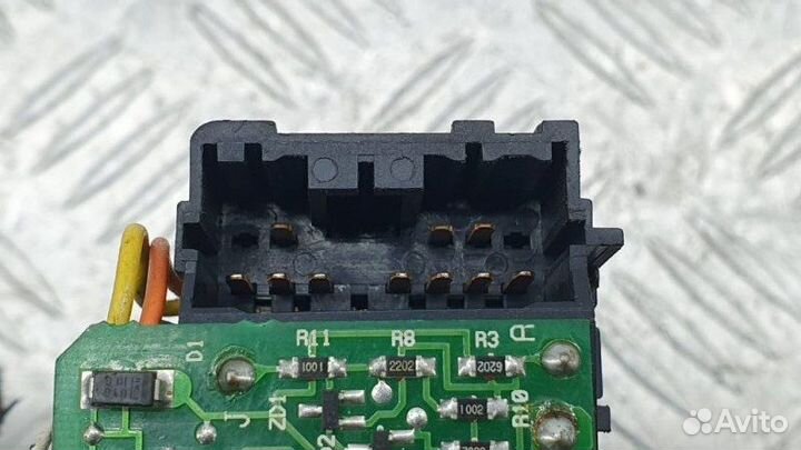 Переключатель стеклоочистителей Mitsubishi Carisma