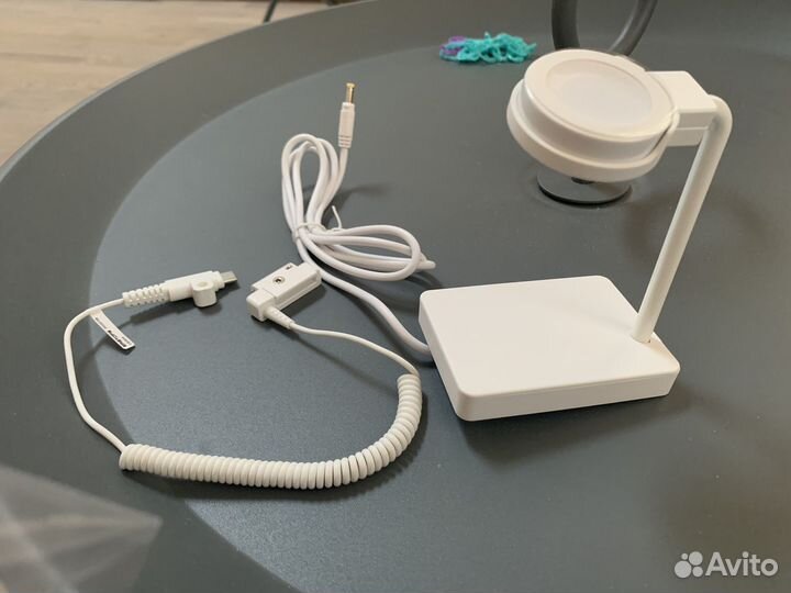 Антикражное зарядное устройство для смарт-часов