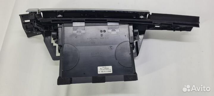 Бардачок9119796BMW7 F01/F023.5Бензин