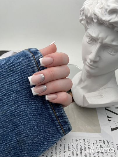 Мастер маникюра