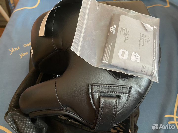 Боксерский шлем Adidas с бампером