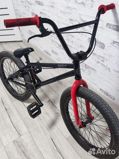 Трюковой велосипед bmx outleap