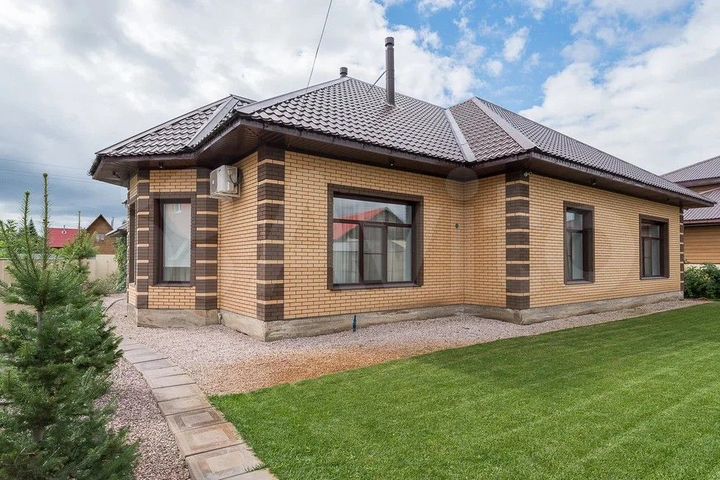 Дом 157 м² на участке 10 сот.