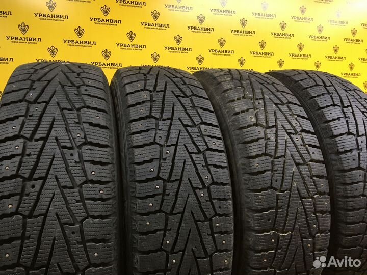 Roadstone Winguard WinSpike SUV 225/65 R17 106T