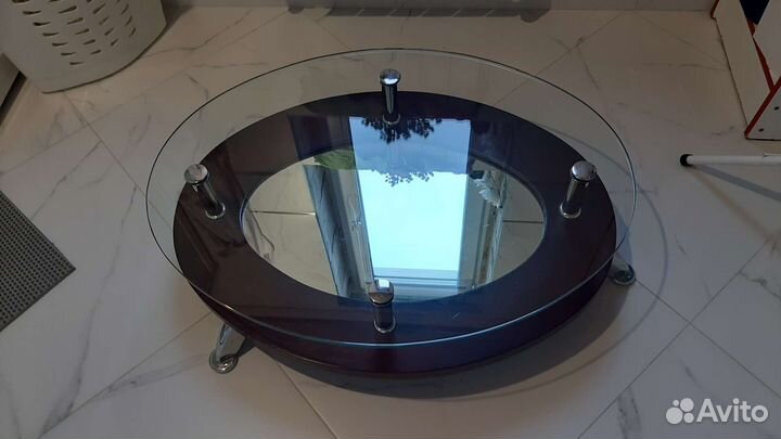 Журнальный столик