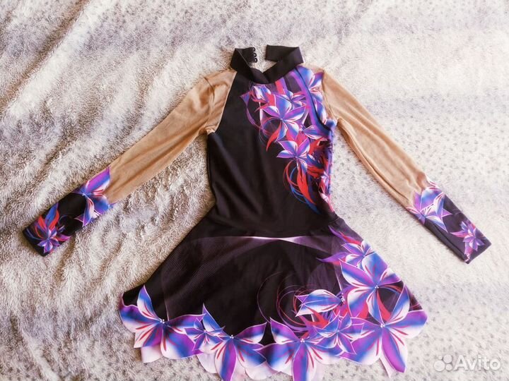 Платье для фигурного катания