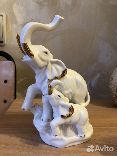 Статуэтка слон