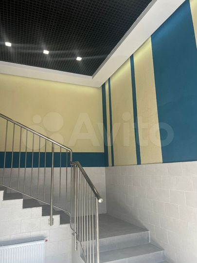 2-к. квартира, 56,3 м², 1/6 эт.