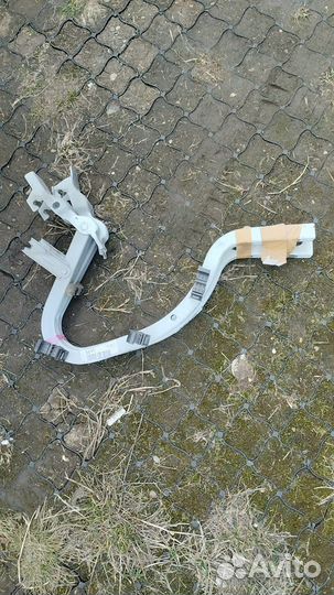 Петли багажника Солярис 2015