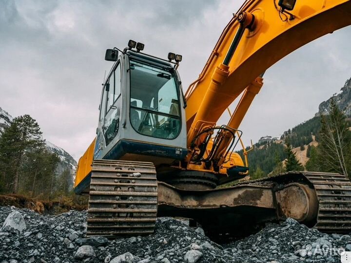 Стекло дверное нижнее JCB