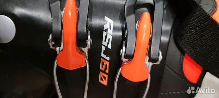 Горнолыжные ботинки Lange