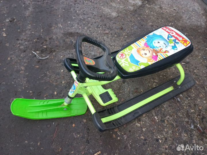 Детский снегокат бу