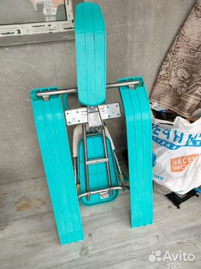 Детский снегокат со спинкой