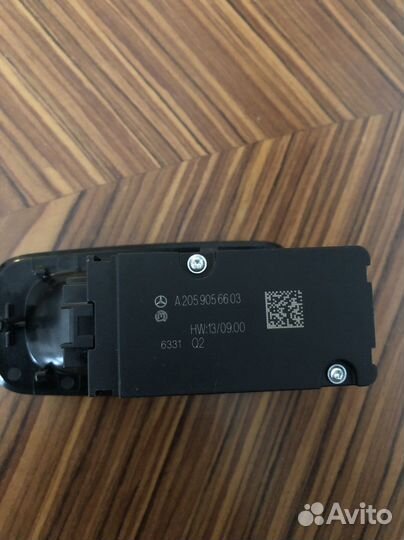 Кнопка стояночного тормоза Mercedes C-classe W205