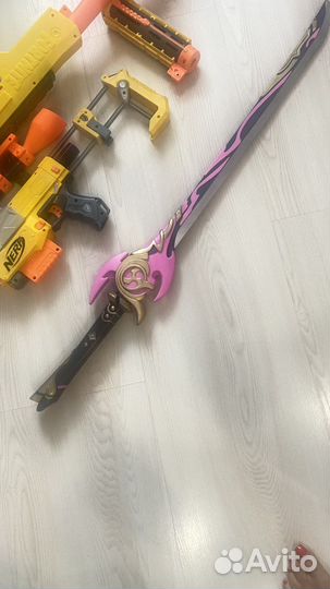 Детские игрушки пистолет