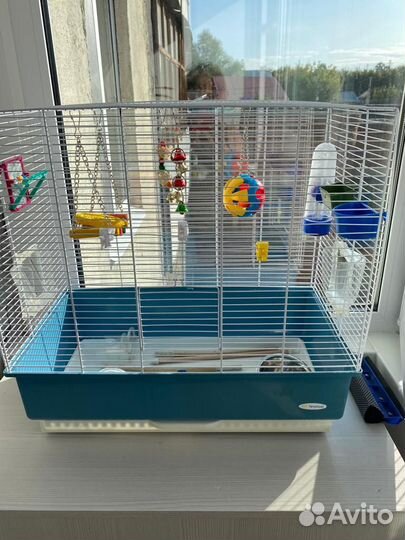 Большая клетка для птиц