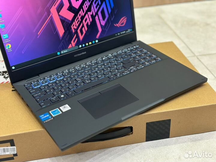 Новый Asus ExpertBook 15.6 IPS 6 ядер 8/256 RU