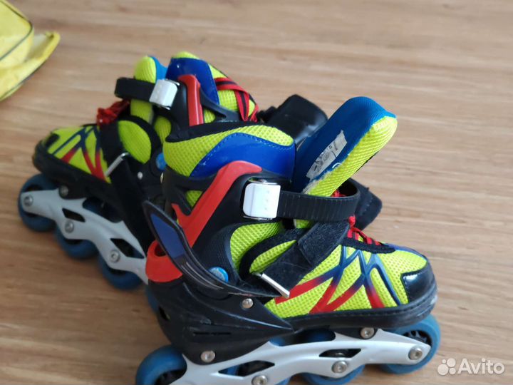 Роликовые коньки