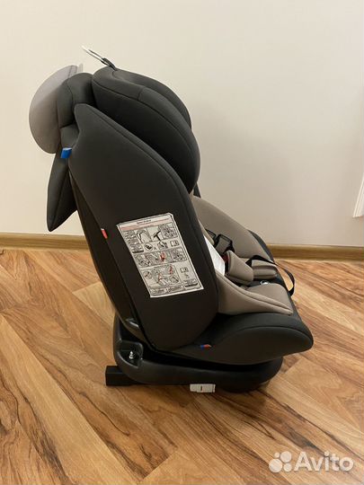 Автокресло детское поворотное Siger Престиж