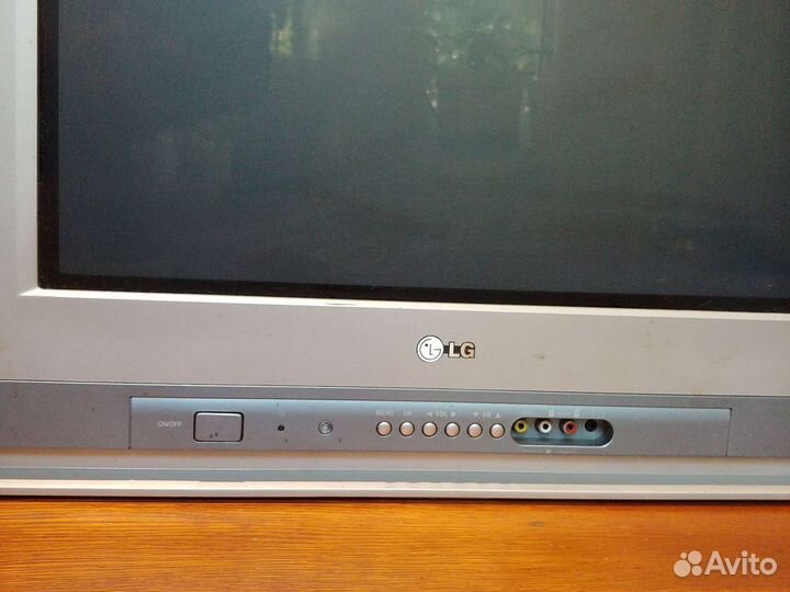 Телевизор Lg flatron RT 21F