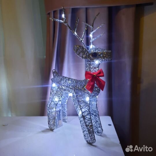 Новогодний олень 30см