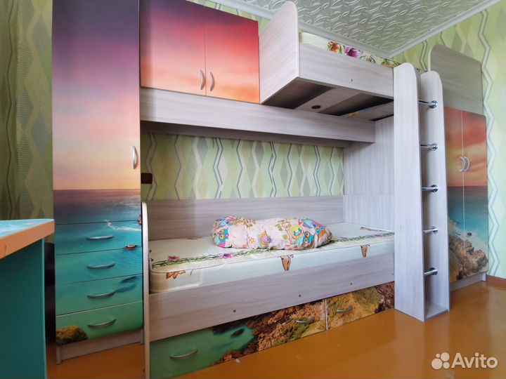 Двухъярусная кровать бу с матрасами