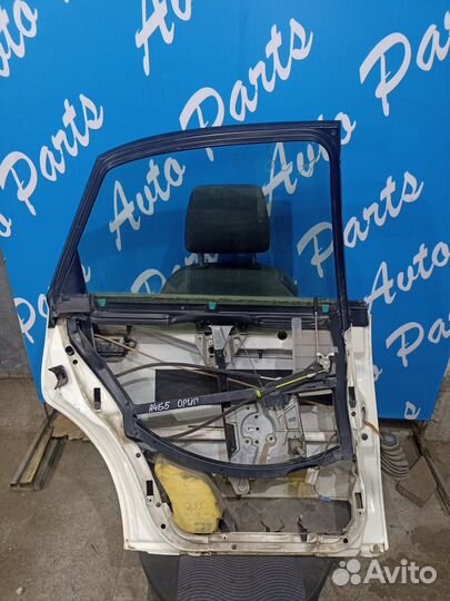 Ауди А4 Б5 дверь задняя левая белая