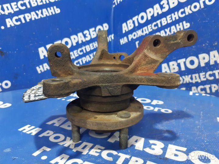 Передний левый поворотный кулак Chevrolet Spark