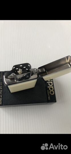 Винтажная зажигалка Zippo