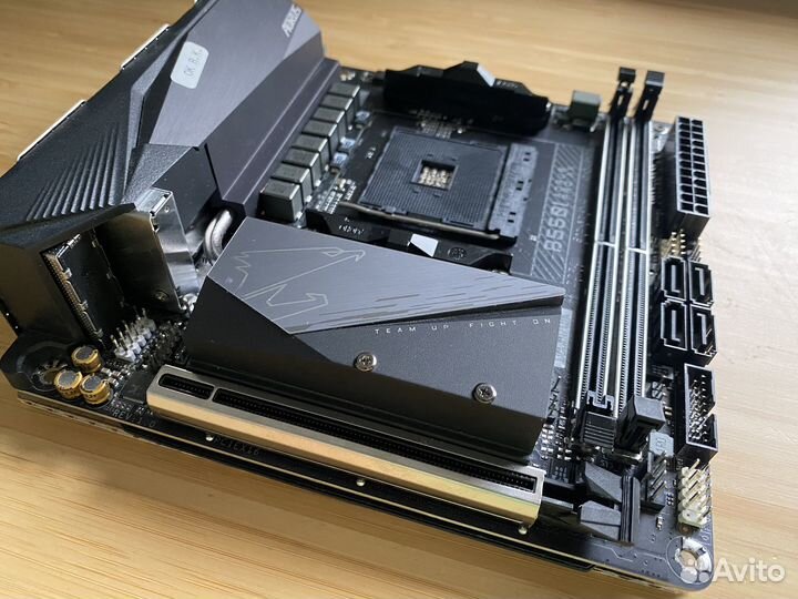 Gigabyte B550I aorus PRO AX (rev. 1.0)