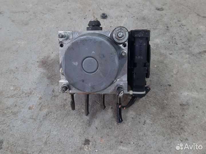 Блок ABS nissan KG11 Bluebird Sylphy