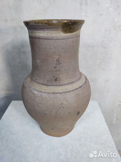 Глиняный горшок, крынка