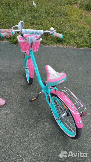Детский велосипед. Для девочек