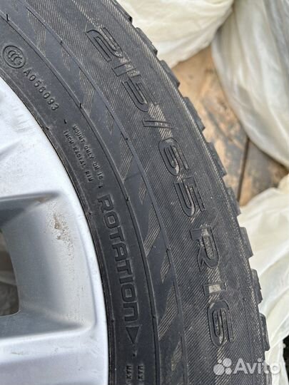 Комплект оригинальных дисков на Камри