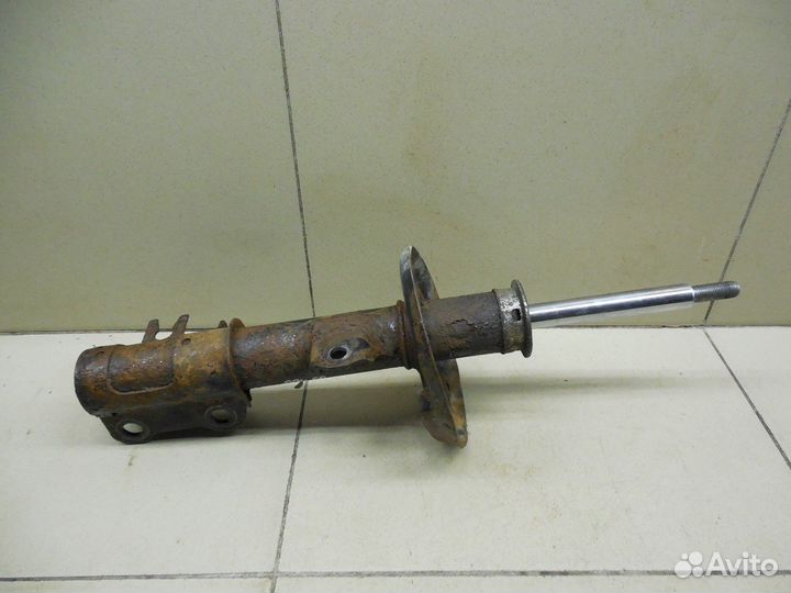 Амортизатор передний правый Aveo (T300) 2011