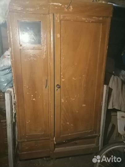 Камод старинный