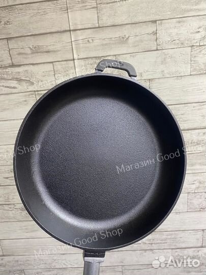 Сковорода чугунная