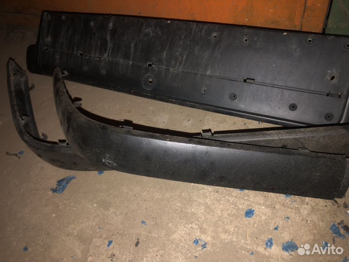Молдинг переднего бампера bmw e36
