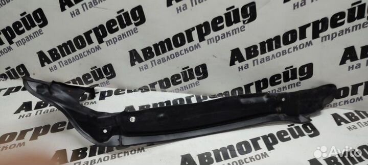 Уплотнитель крыла передний левый Audi Q7 4LB BAR