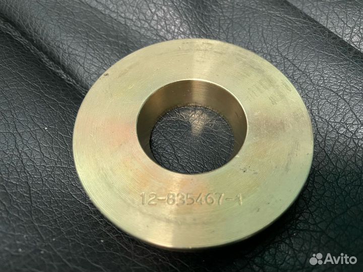 Шайба упорная для mercury 150-300 л.с. 835467-1