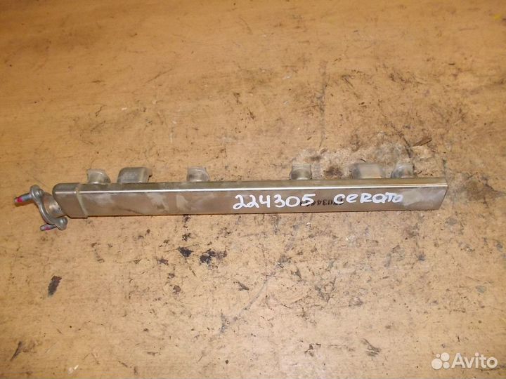 Рейка топливная (рампа)