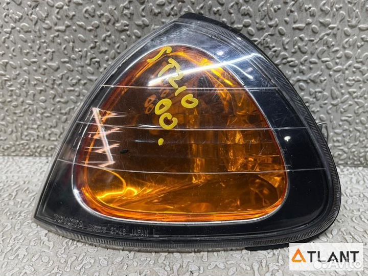 Габарит передний левый toyota caldina