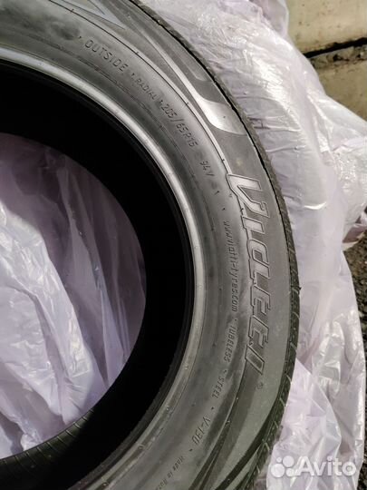 Viatti Strada Asimmetrico V-130 205/65 R15 94V