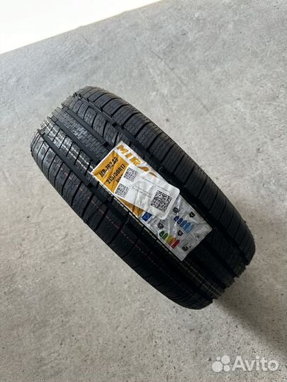 Mirage MR-700 AS 215/50 R17 95V