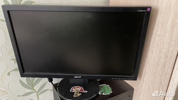 Монитор Acer v193hqv