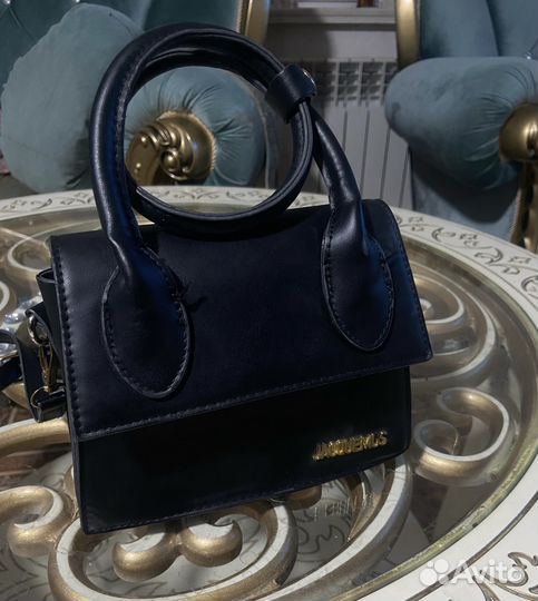 Мини сумка jacquemus