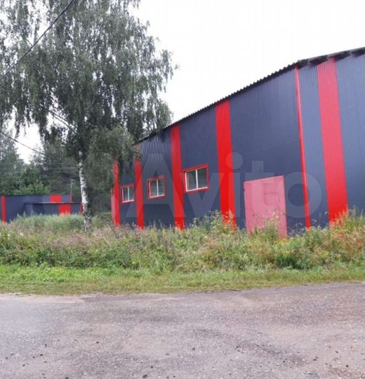 Здание, 300 м²